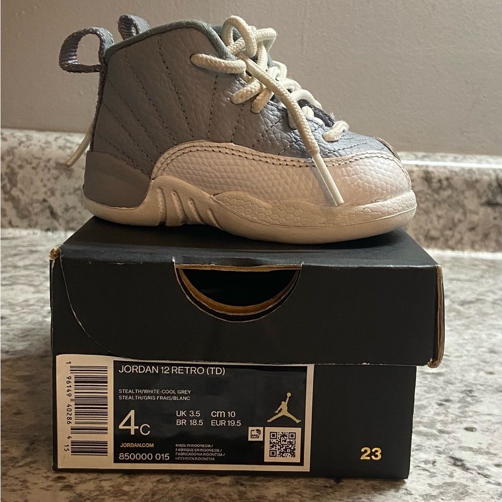 Jordan Sneakers Gray and White High-Top Athletic Shoes